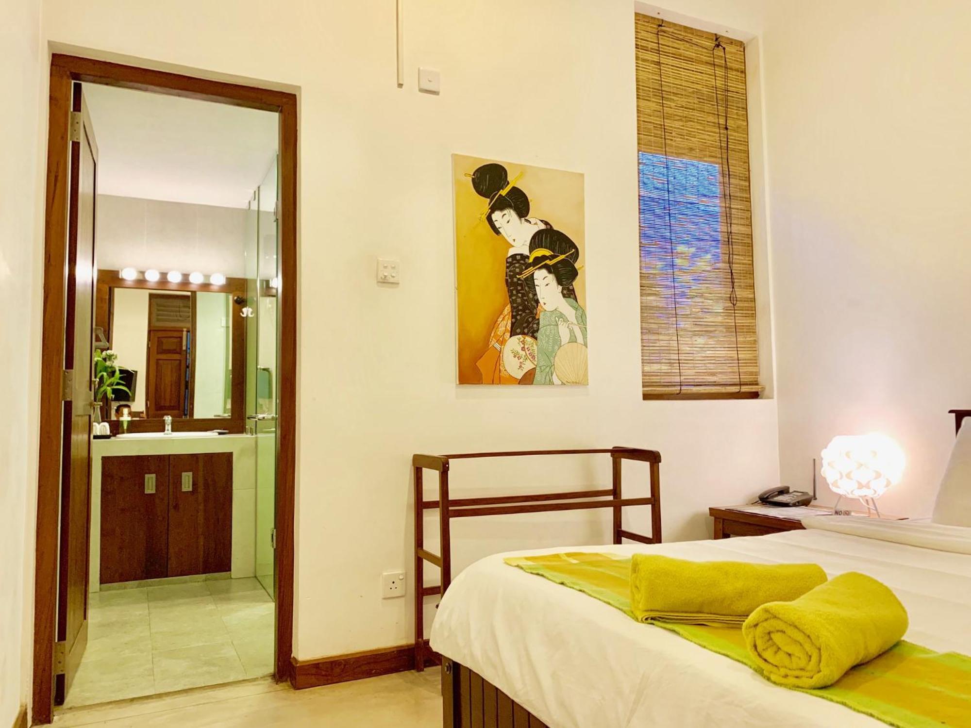 Hotel Sayura House Colombo Esterno foto