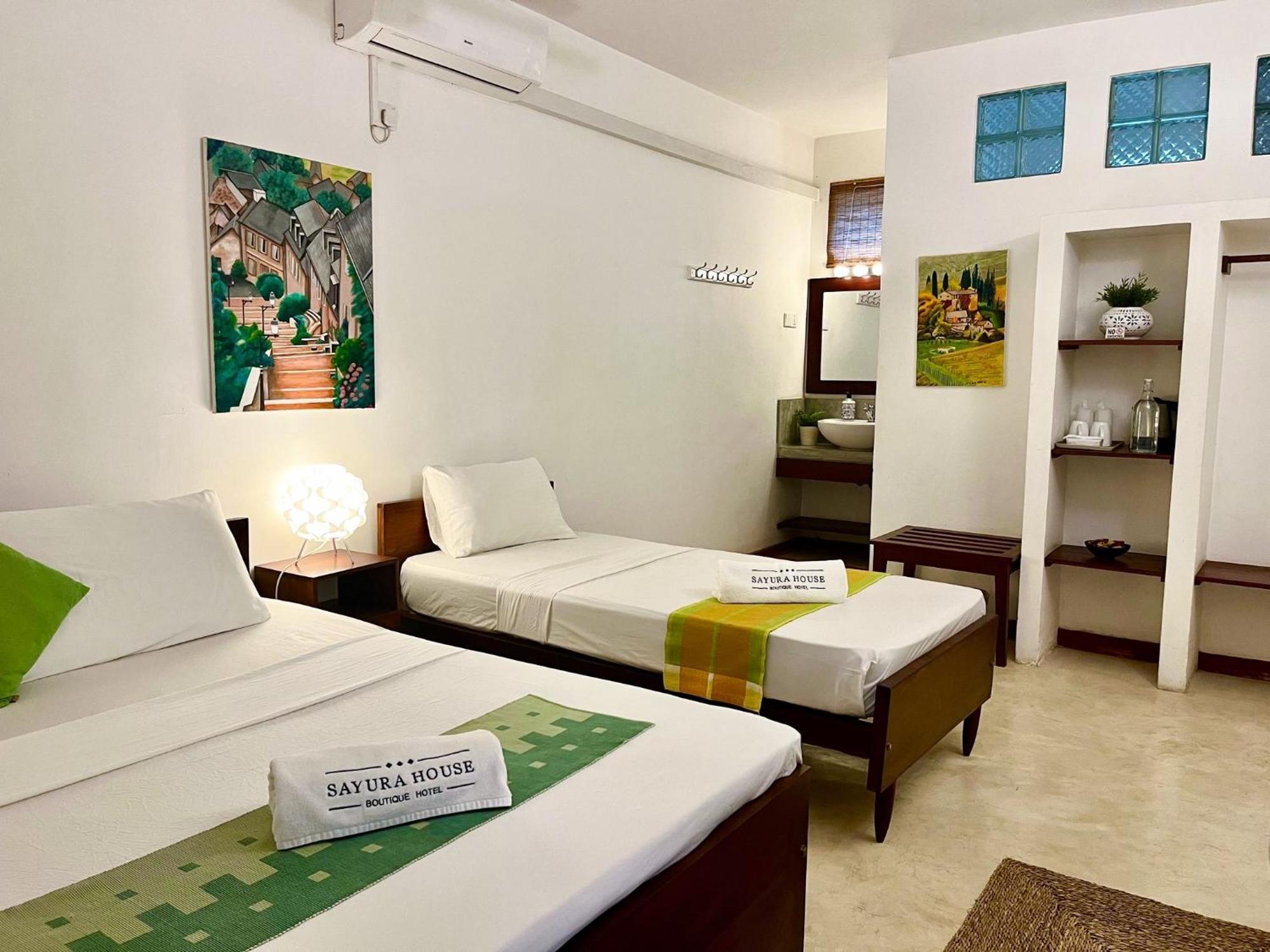 Hotel Sayura House Colombo Esterno foto